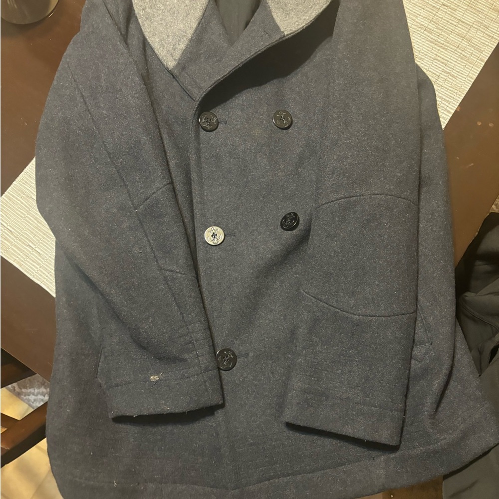Men’s pea coat size extra large brand, Rocawear